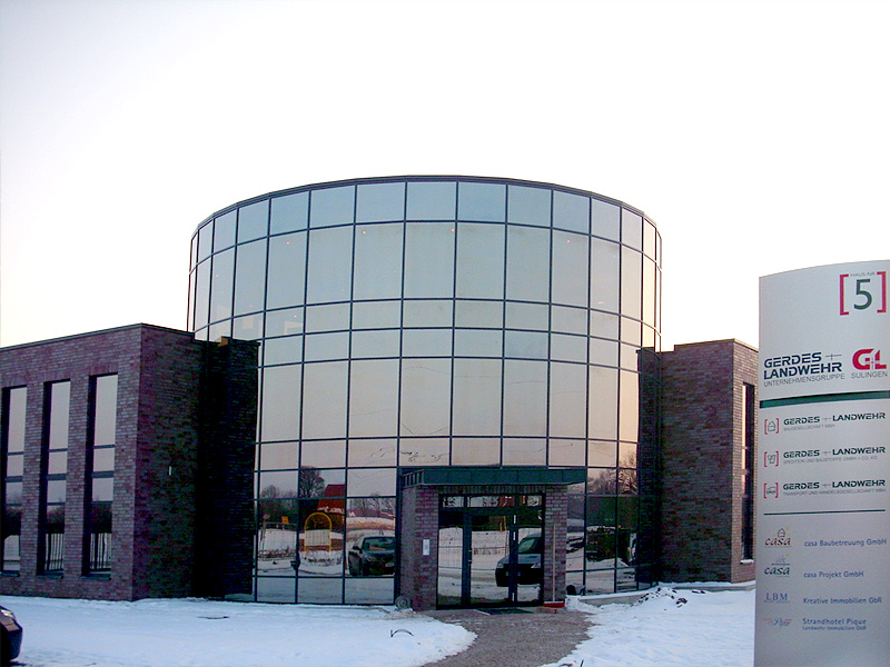 Gewerbebau 1