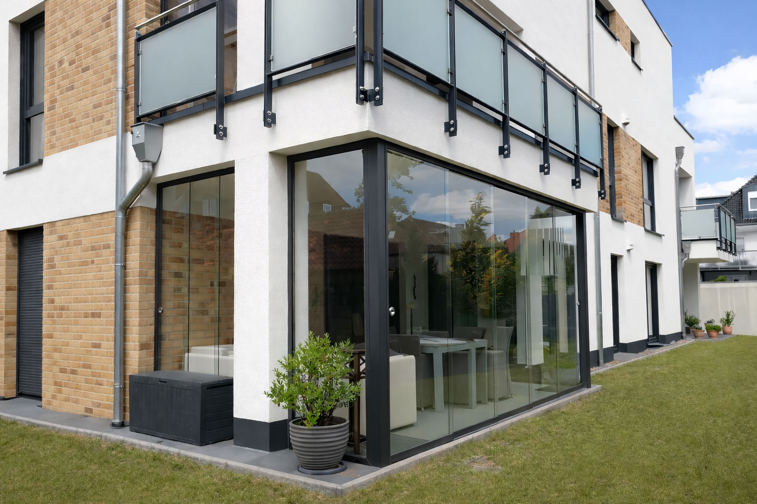 Glasschiebetueren balkon anthrazit modernes haus